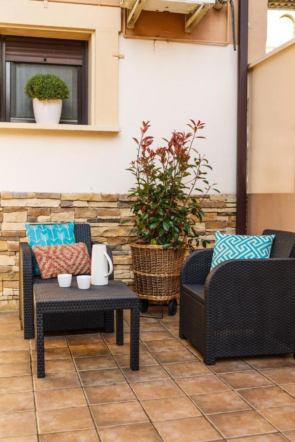 Casa Rural La Pinta- Sendaviva Y Bardenas Villafranca Buitenkant foto